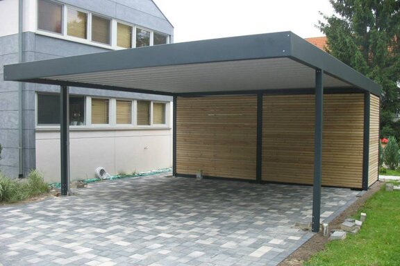 Carport_mit_Abstellraum.jpg